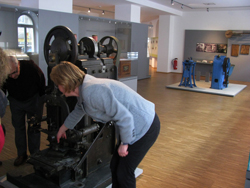 Goldschlaegermaschine