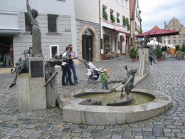 der Gaukler-Brunnen aus einem anderen Blickwinkel