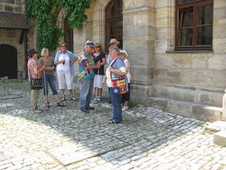 unsere Gruppe im Innenhof