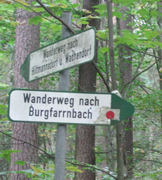 Wegweiser am Steinbruchweg